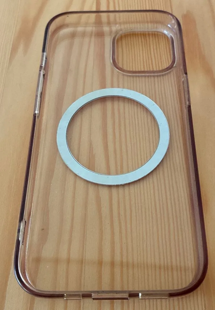 ドコモ純正 iPhone15 MagSafeケース 訳あり