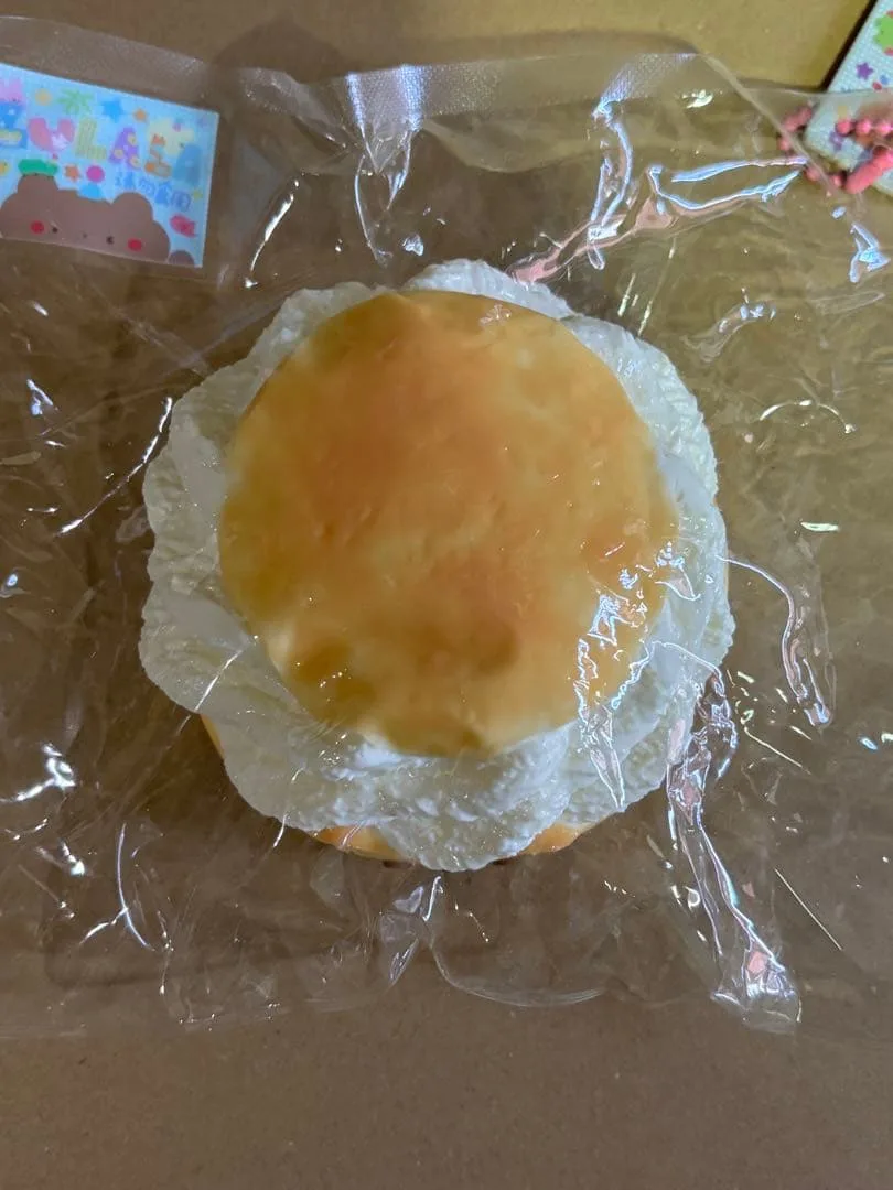 ZULALA シュークリーム スクイーズ もち感