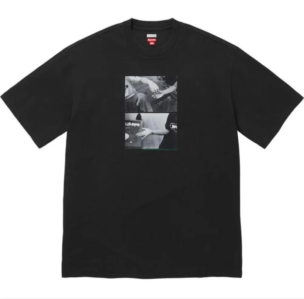 Supreme A.PRESSE Tee ブラック