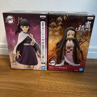 鬼滅の刃 竈門禰豆子と栗花落カナヲフィギュア
