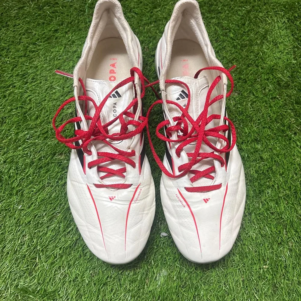 adidas COPAピュア4
