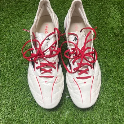 adidas COPAピュア4
