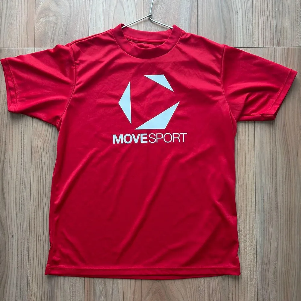 MOVE SPORT Tシャツ レッド