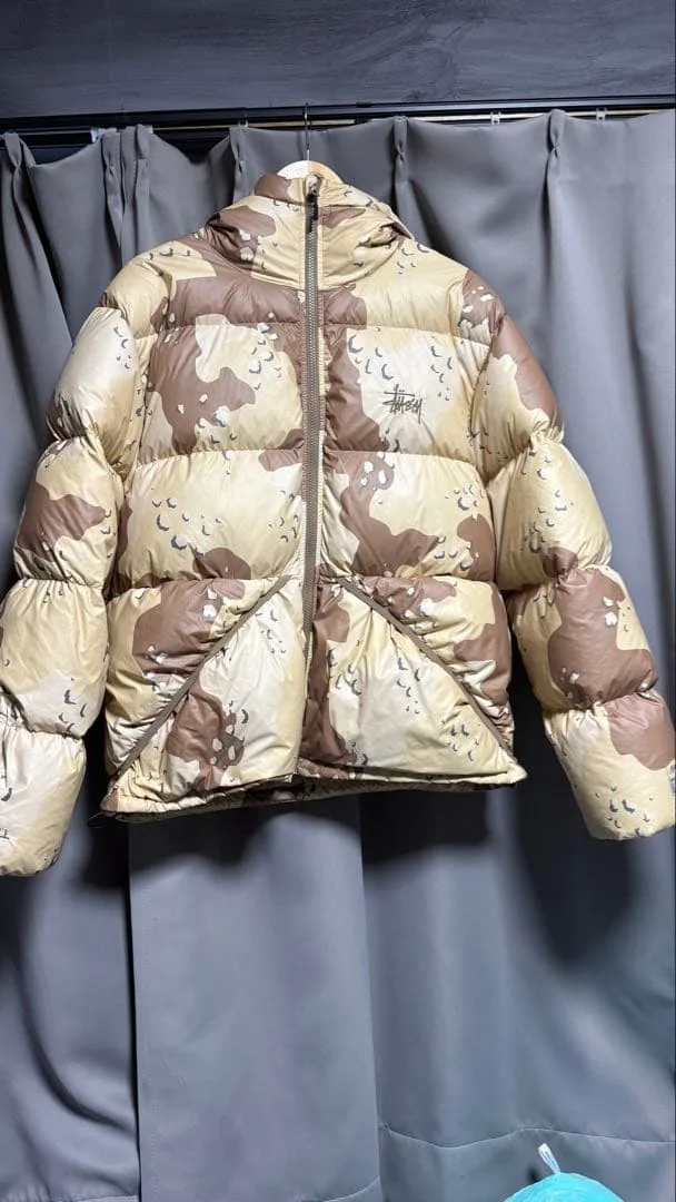 STUSSY 2024限定 迷彩 ダウンジャケット mサイズ 値下げ可