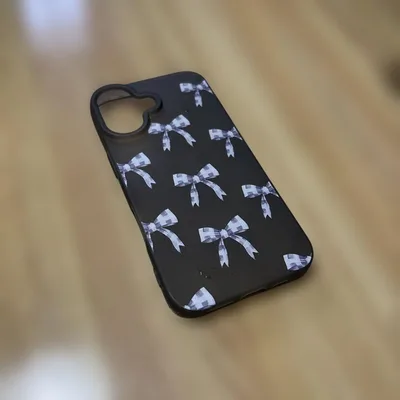 リボン柄 iPhone16 用ケース