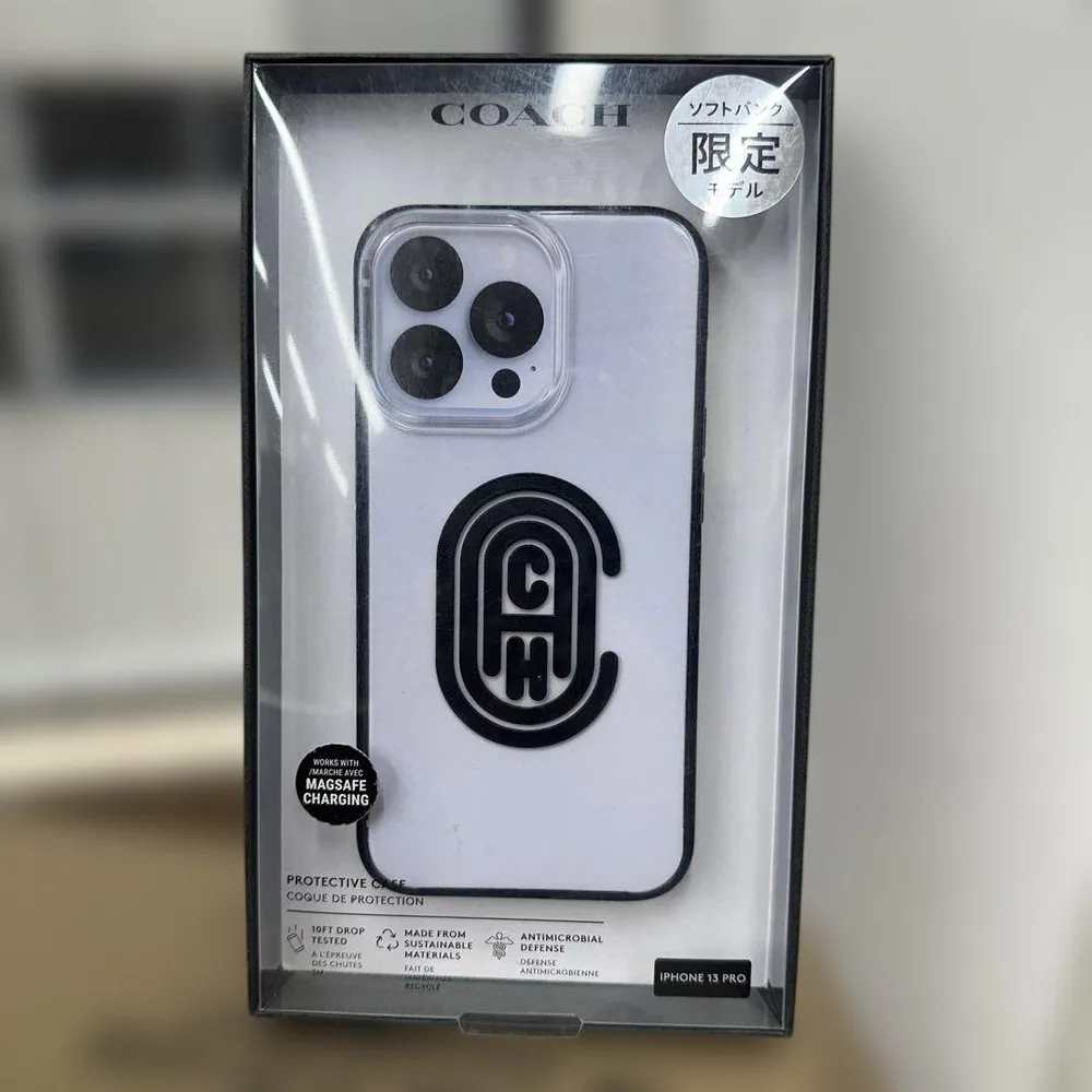 iPhone 13 Pro スマホケース coach 6907