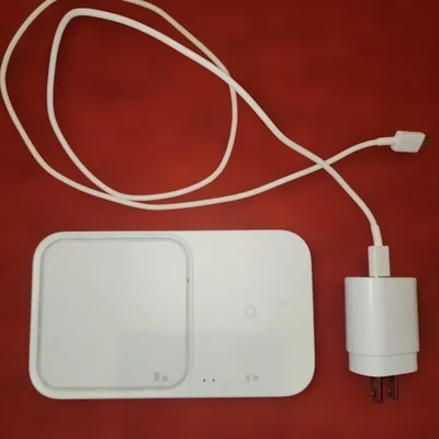 Samsung Galaxy ワイヤレス充電器 EP-P5400