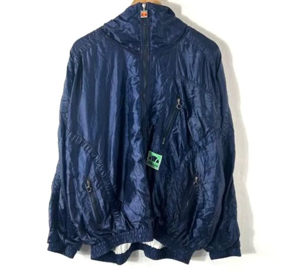 【10/15迄最終価格】ellesse ナイロンジャケット vintage 90