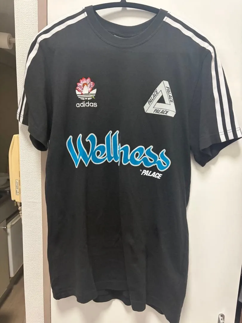 最安値!早い者勝ち!adidas Palace Tシャツ