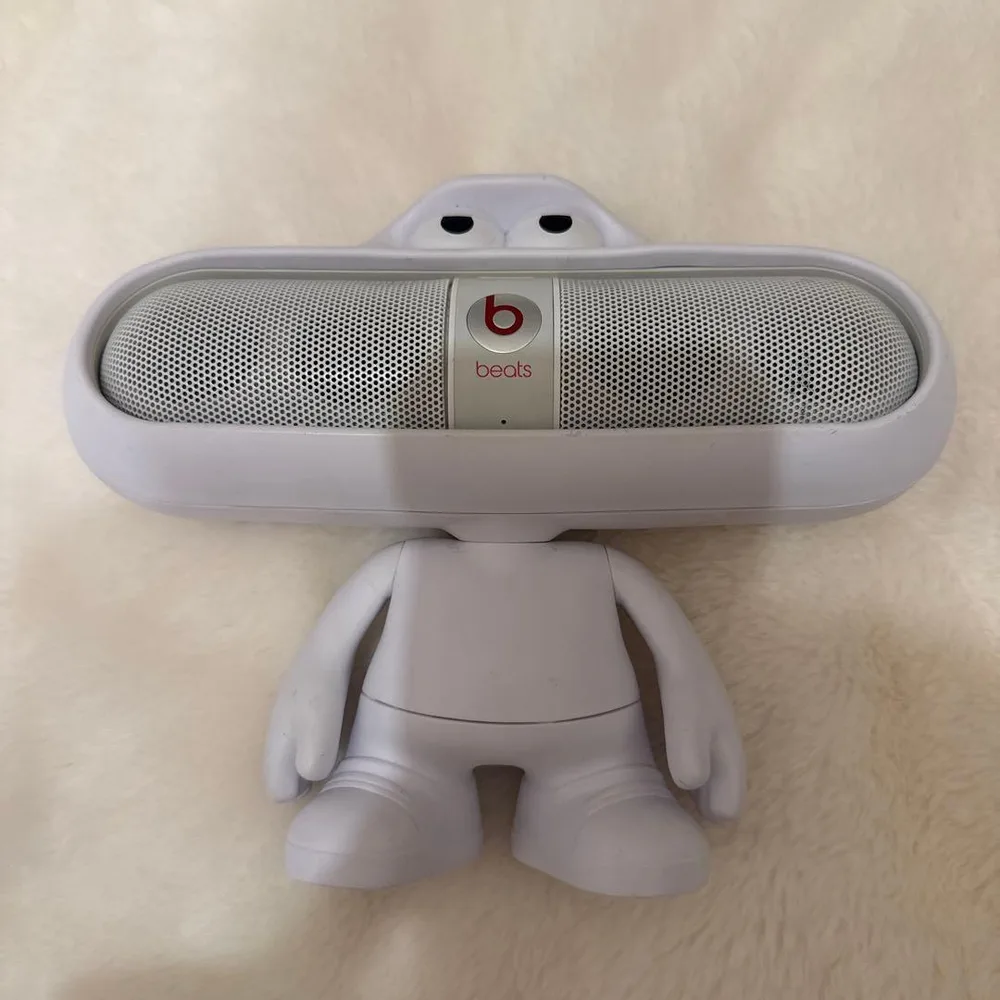Beats Pill Dude スピーカー用スタンドと本体