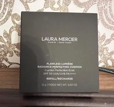 LAURA MERCIER クッションファンデ レフィル 1W1