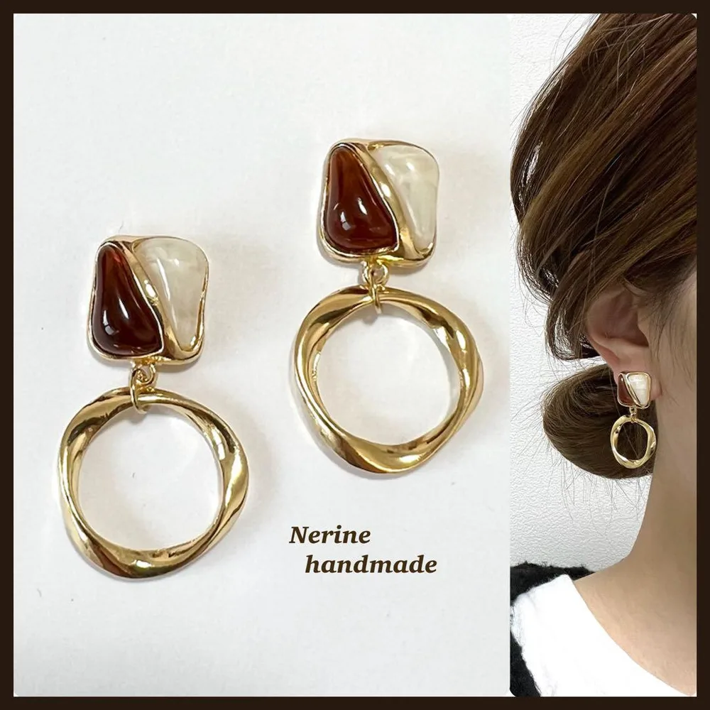 ブラウン ひねり ハンドメイド ピアス イヤリング