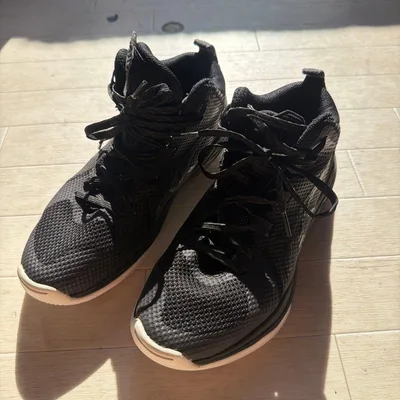 ASICS NOVA FLOW バスケットボールシューズ