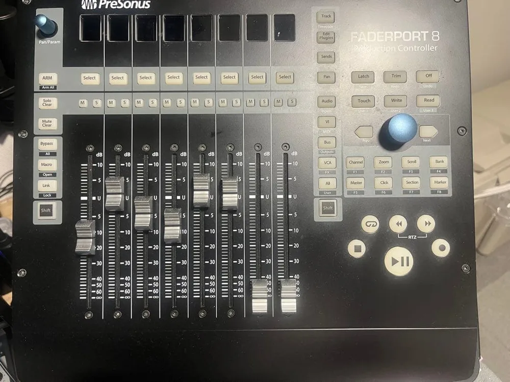 PreSonus Faderport 8 DAWコントローラー超美品
