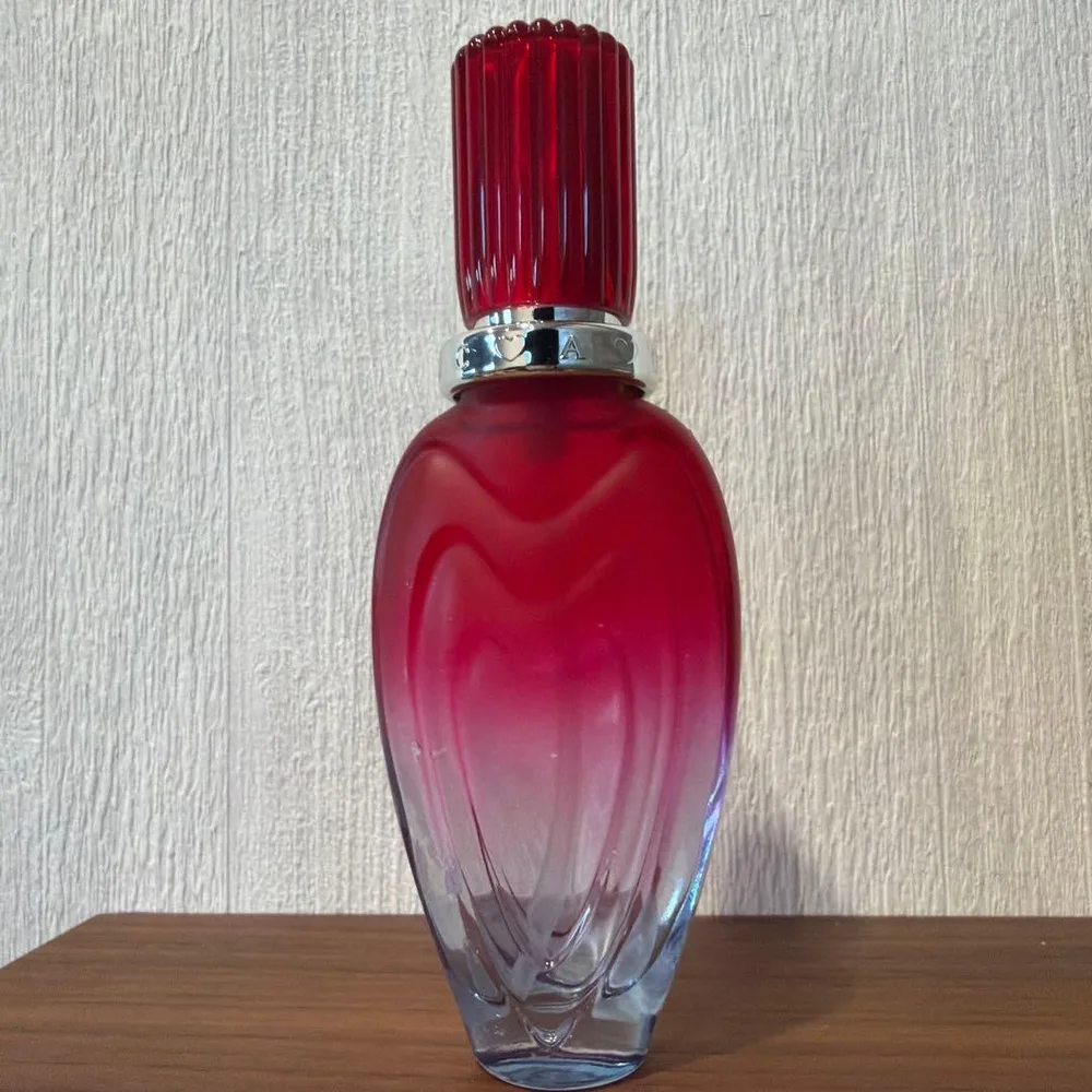ESCADA イビザ ヒッピー オードトワレ 30ml