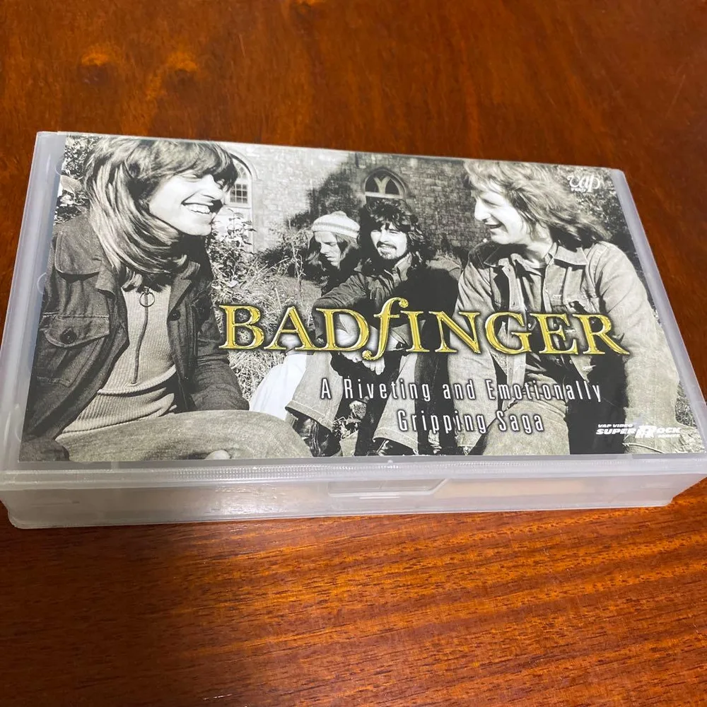 ดนตรีตะวันตก มิวสิกวิดีโอ Badfinger VHS