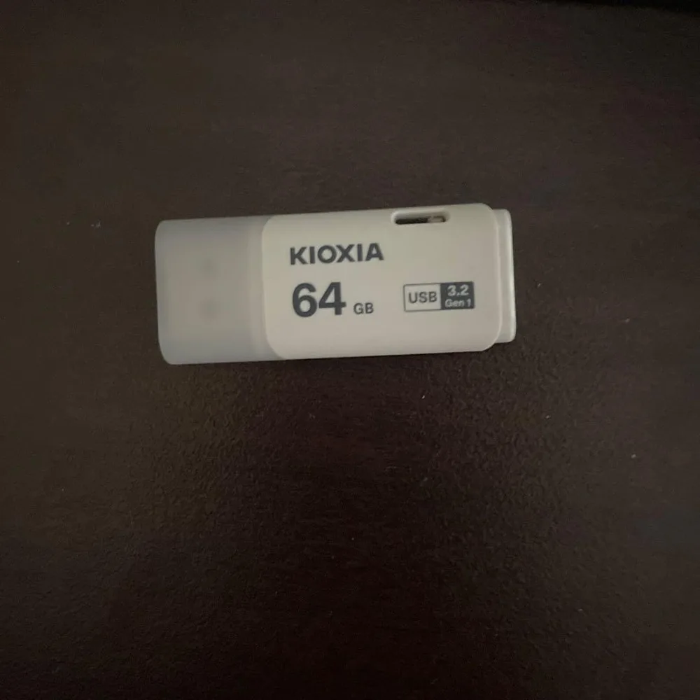 KIOXIA USBメモリ 64GB USB 3.2 Gen 1