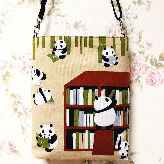 サコッシュ かわいいパンダさん パンダ図書館 熊猫 ポシェット ハンドメイド