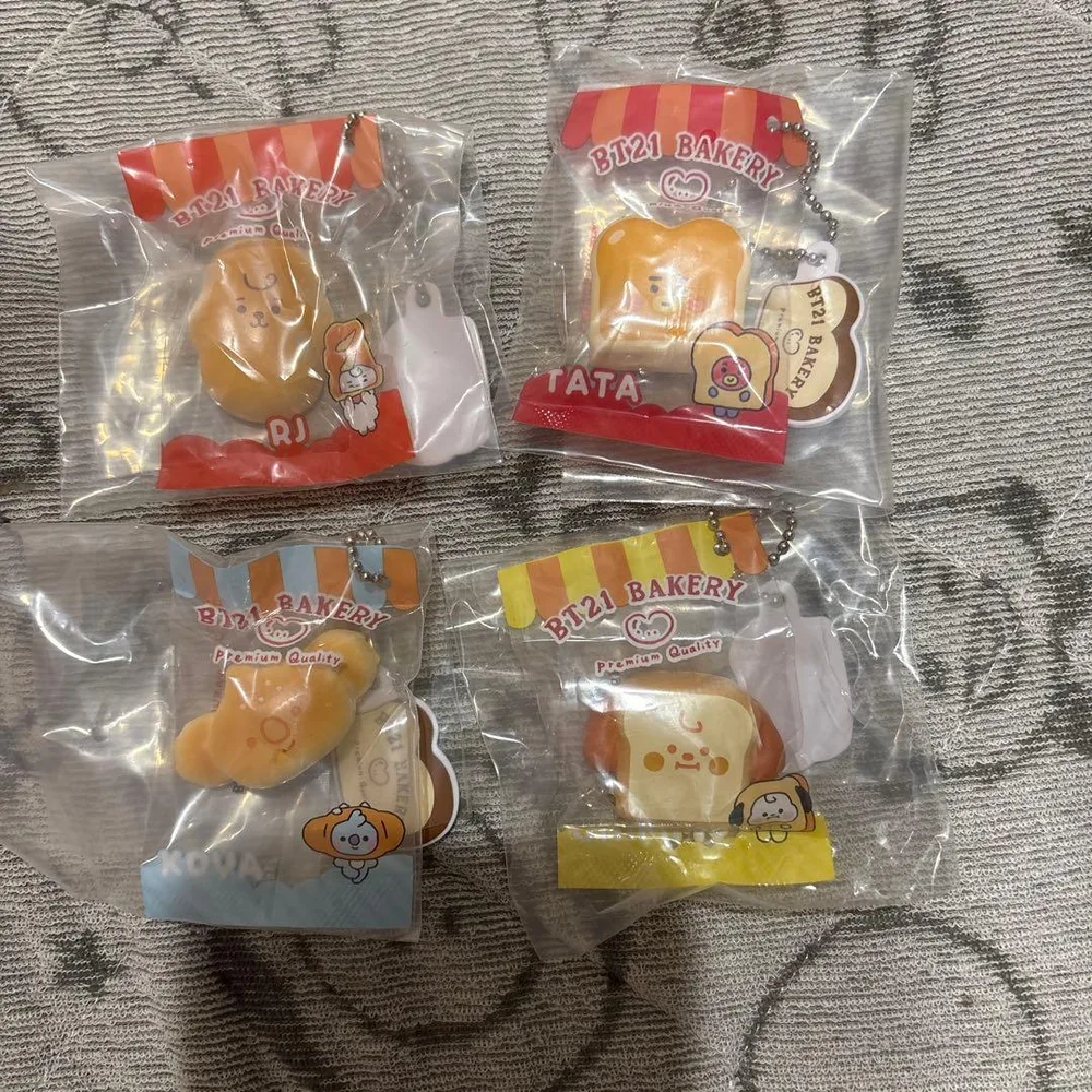 BT21 BAKERY マスコット 4種セット