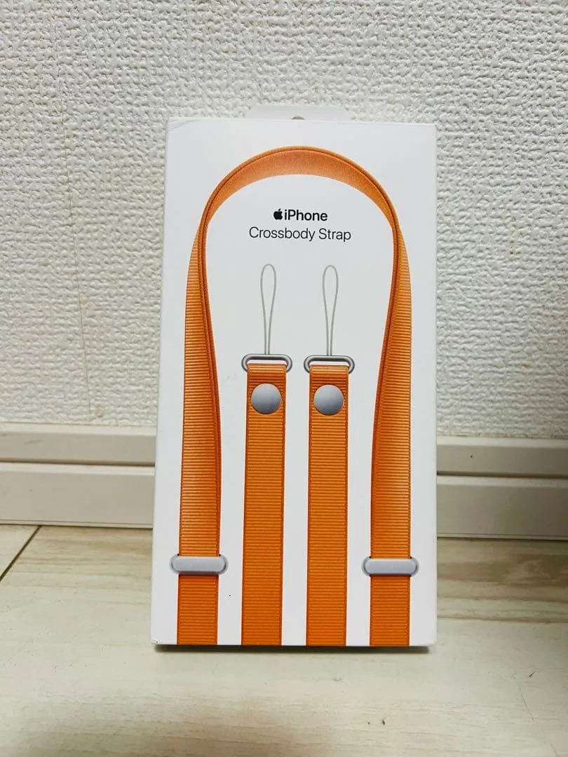 Apple純正 iPhone クロスボディストラップ オレンジ