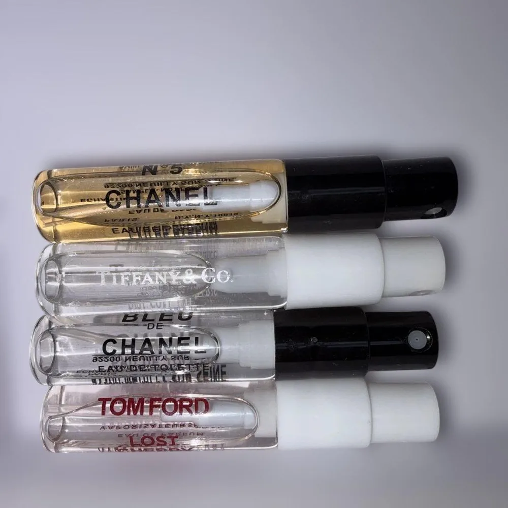 香水 サンプル 4本セット CHANEL Tiffany TOM FORD