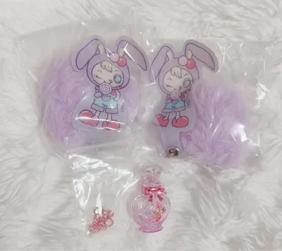 ポンポンチャームクランベリエちゃんmezzopianoパフュームボトルマスコット