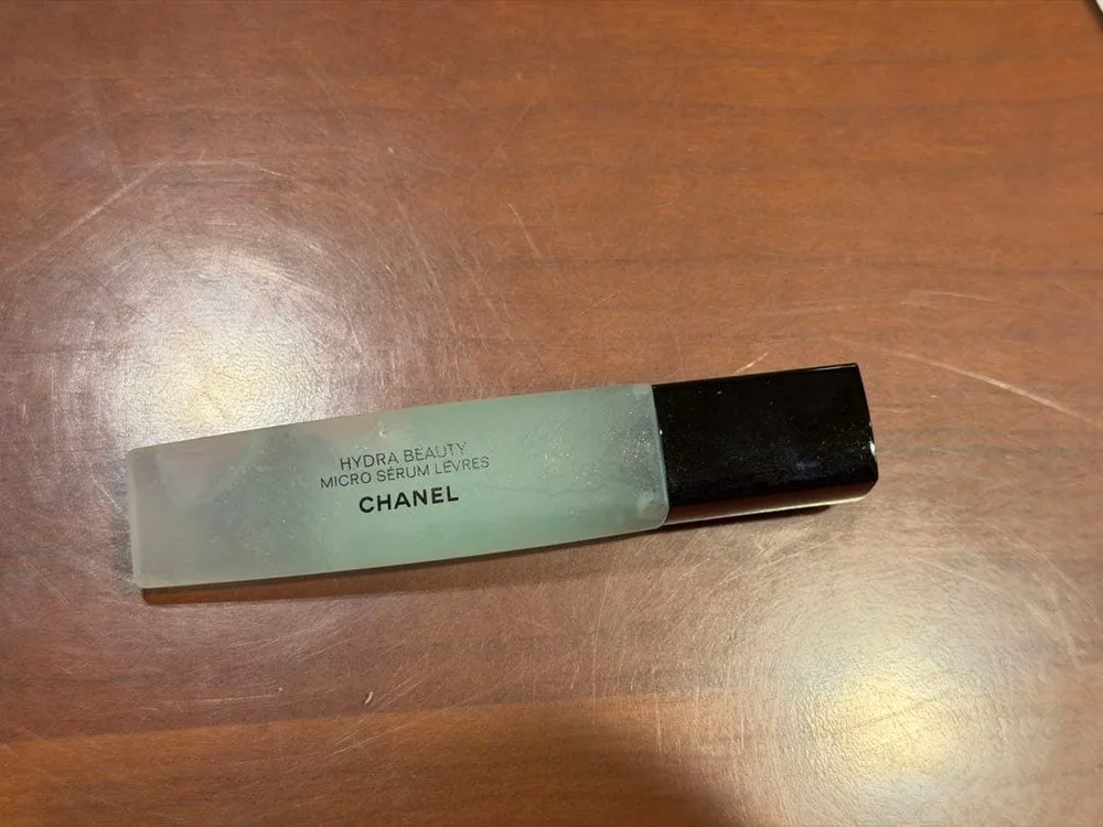 CHANEL イドゥラ ビューティ マイクロ リップ セラム