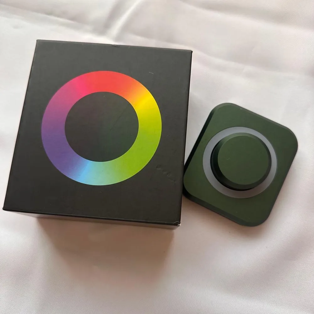 SmoothFaces RGB Knob (Pine Green)