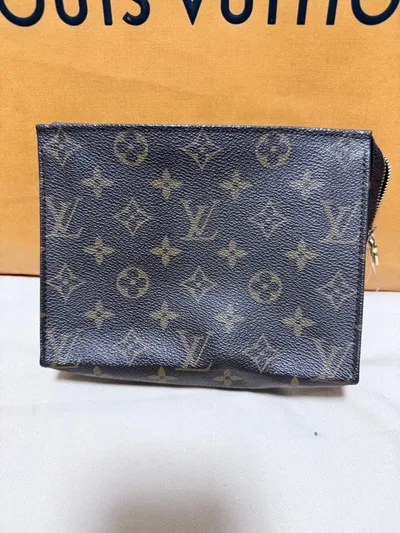 LOUIS VUITTON モノグラム ポーチ