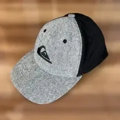 QUIKSILVER ベースボールキャップ グレー ブラック