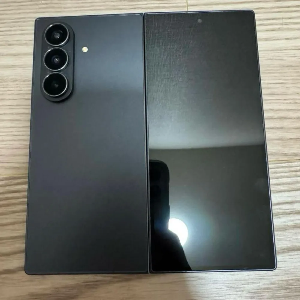 【超美品】Android Galaxy FOLD 7|256gb|SIMフリー