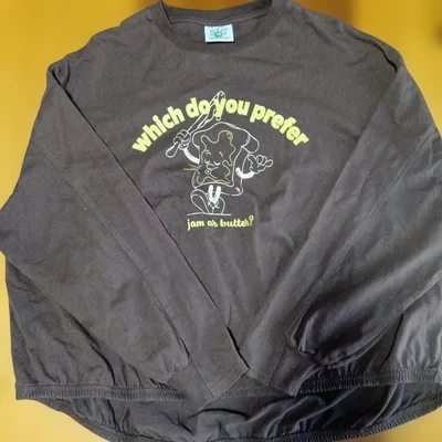 JUEGO 長袖カットソー ブラウン プリントTシャツ