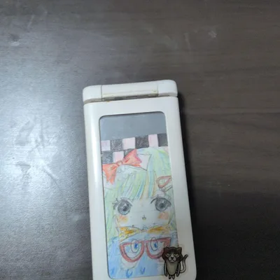 au 折りたたみ携帯電話 本体 K001