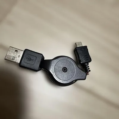 USB Type-A to Micro-USB 巻取り式ケーブル