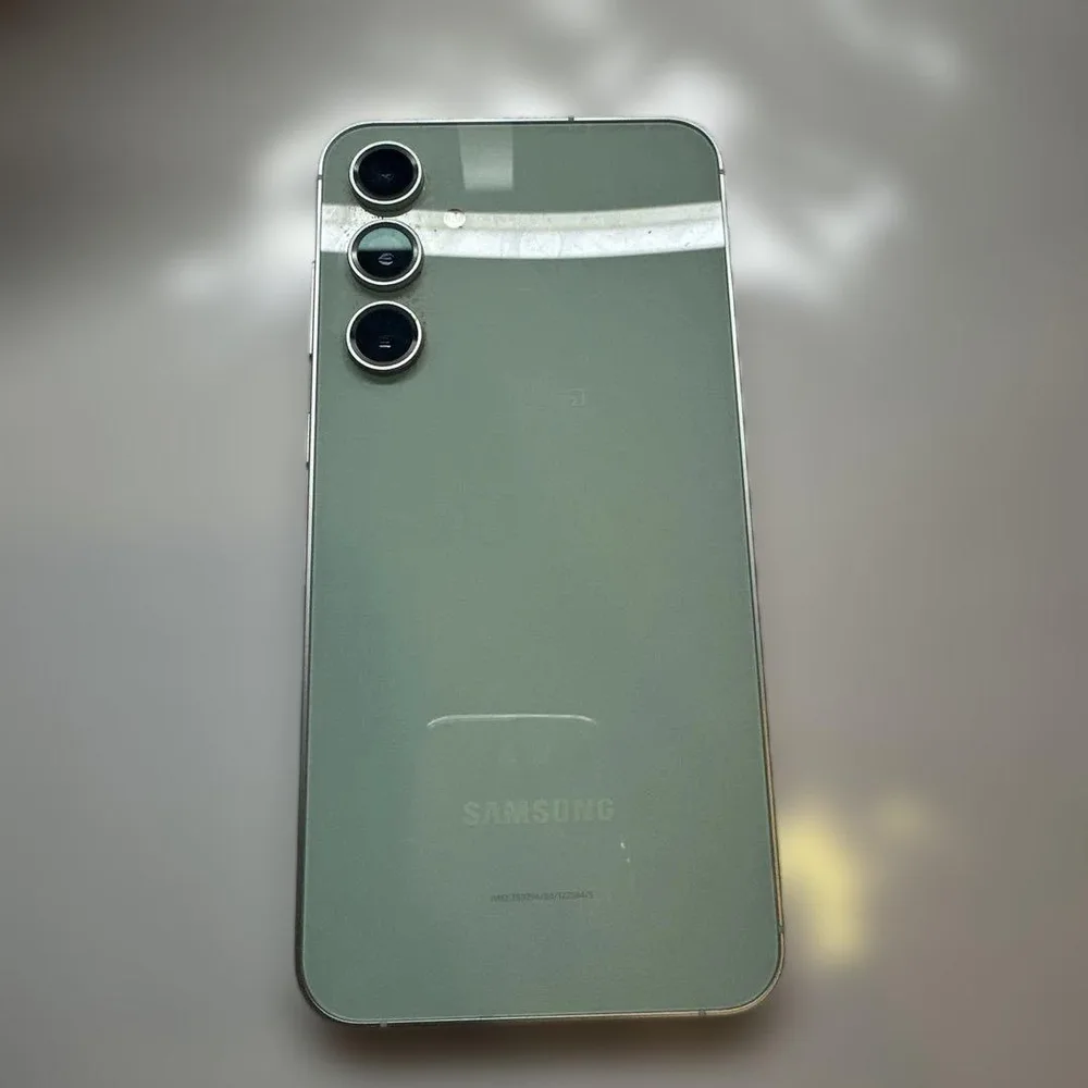 Samsung Galaxy S23 FE SCG24 SIMフリー