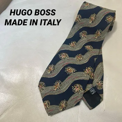 ヒューゴボス ネクタイ バロック調 総柄 大波 イタリア製