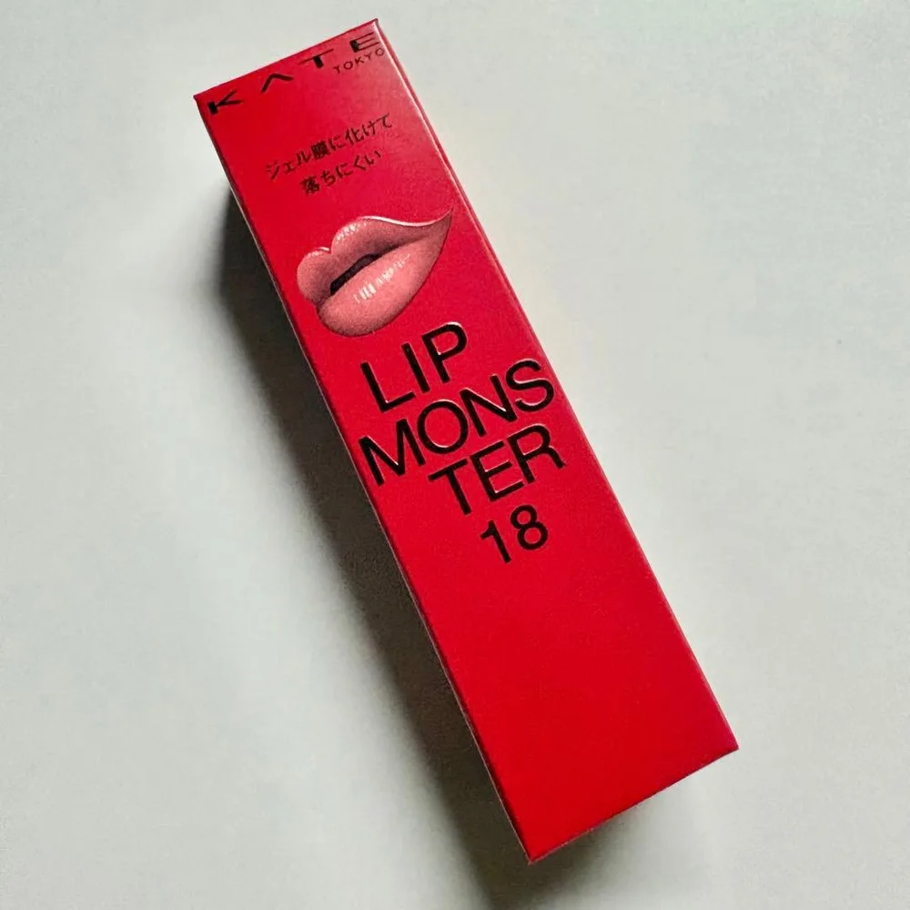 KATE LIP MONSTER 18 とろけ落ちる蜜桃