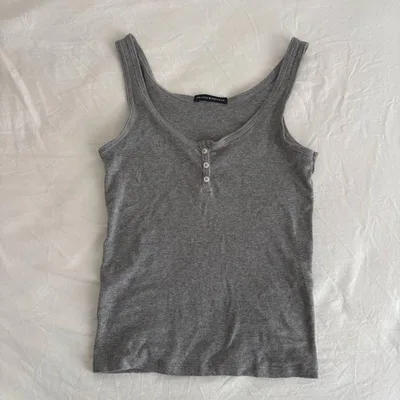 brandy melville タンクトップ