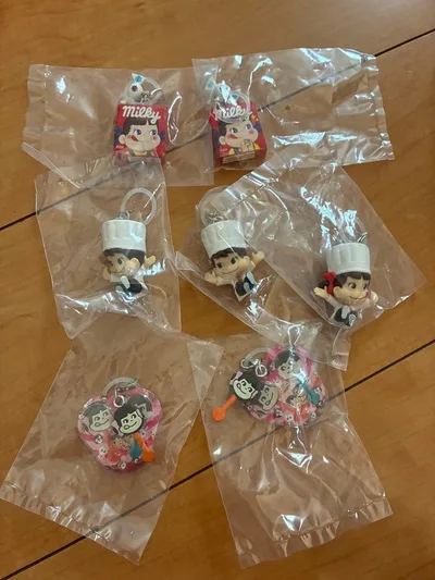 不二家 ペコちゃん ガチャ めじるし 7点セット
