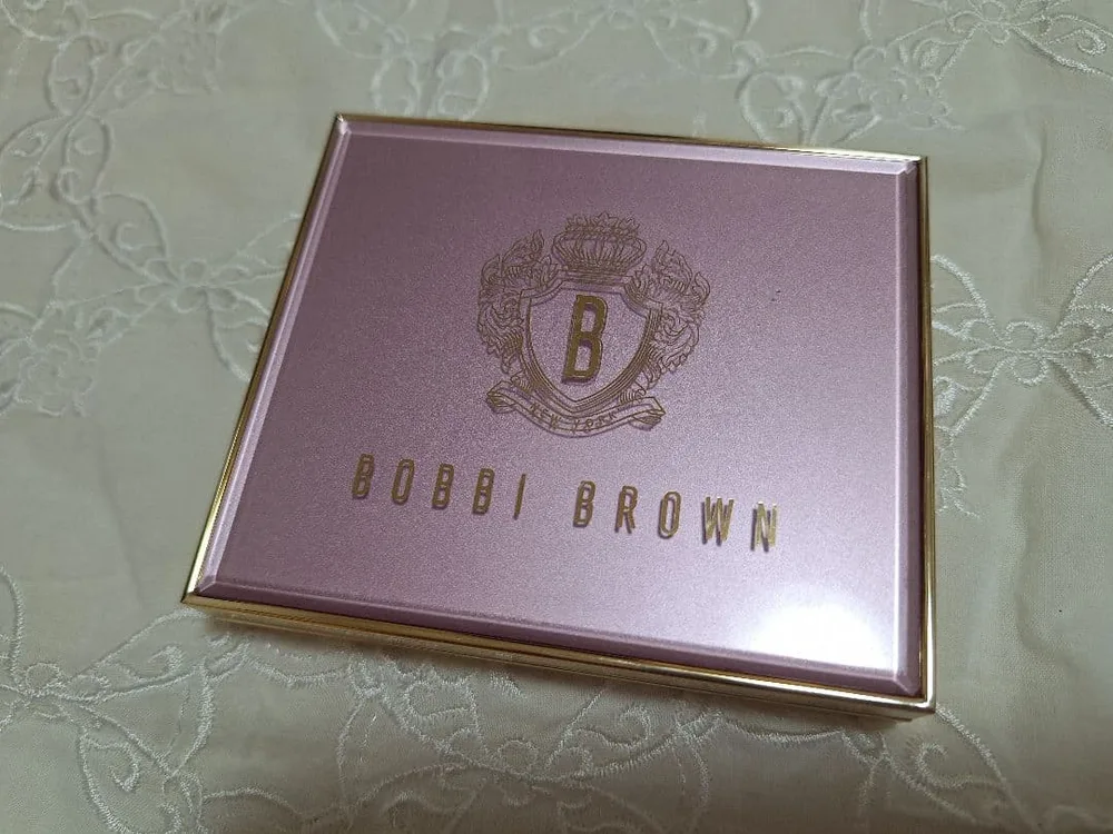 BOBBI BROWN ピンク グロウ リュクス アイシャドウ パレット