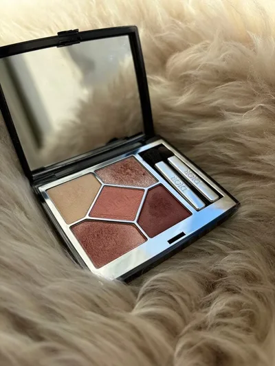 Dior ディオールショウ サンク クルール 743