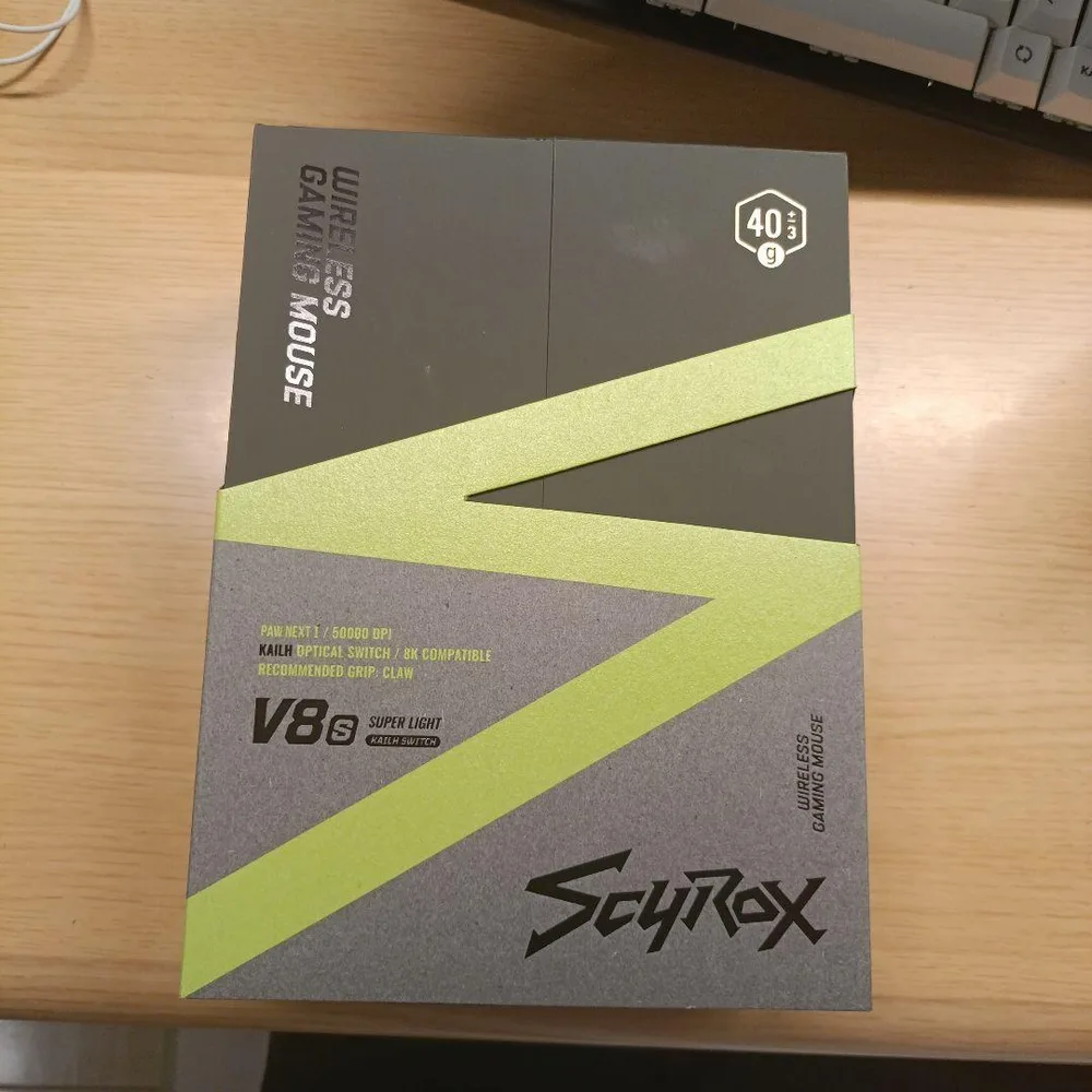 Scyrox V8S wireless gaming mouse