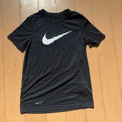 NIKE キッズ用Tシャツ ブラック*Mサイズ