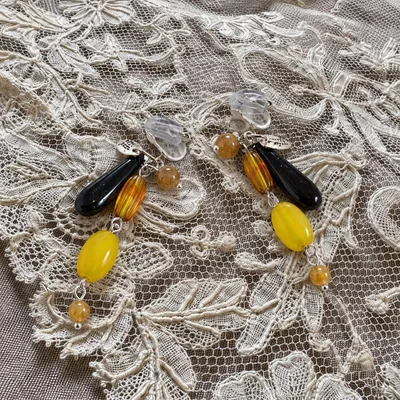 『天然石 アゲート 瑪瑙 メノウ』ハンドメイド イヤリング(ピアス変更可) 飴色