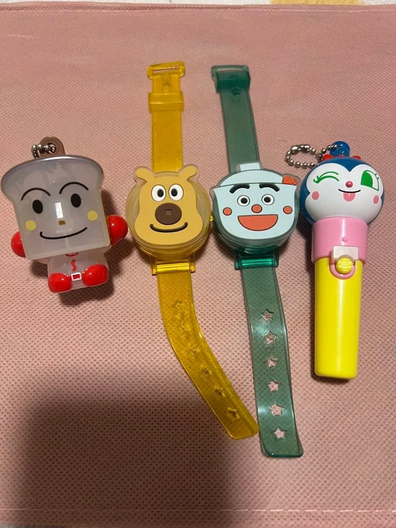 アンパンマン ガチャガチャ 光るおもちゃ 4点セット