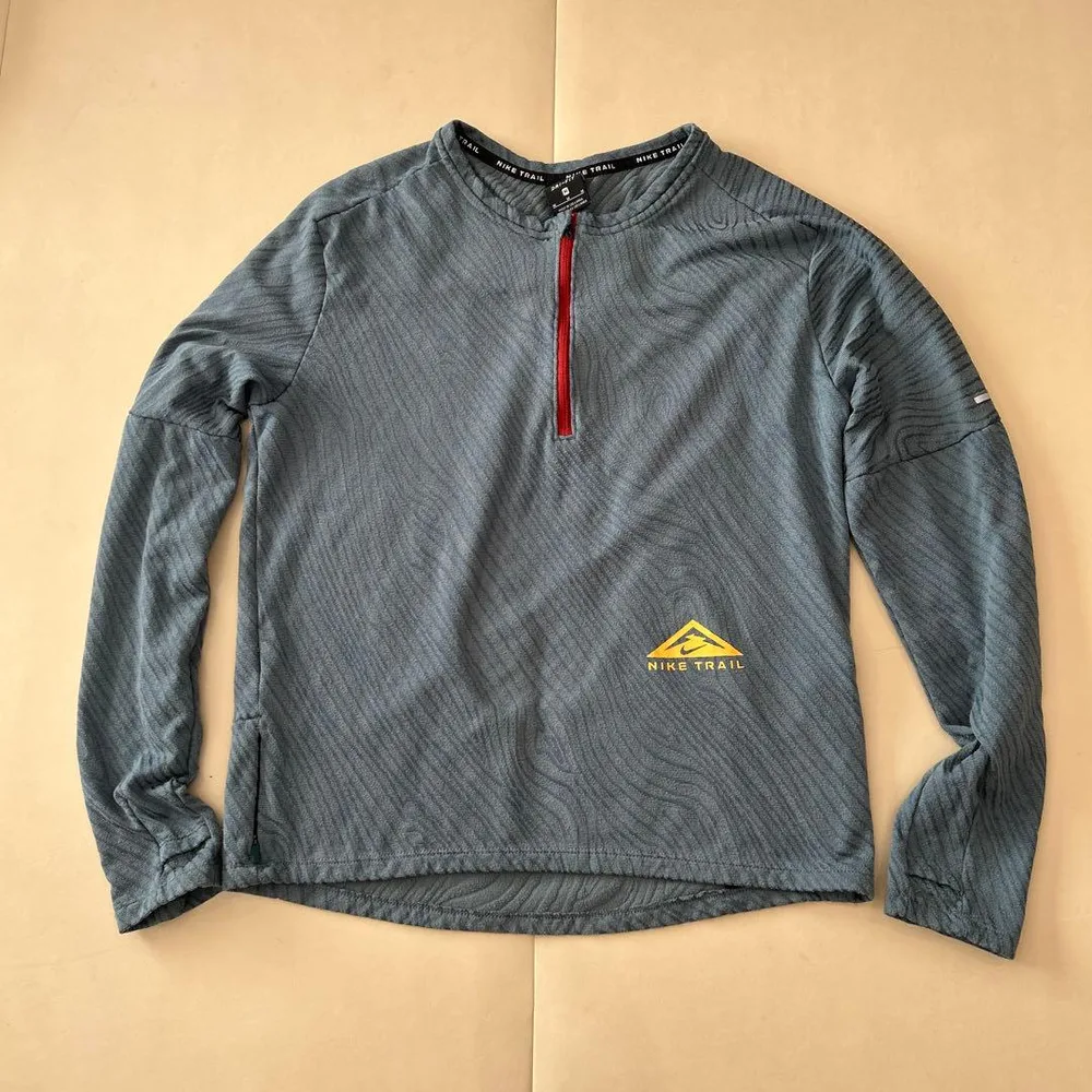 NIKE TRAIL ハーフジップ Mサイズ