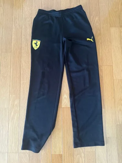 PUMA Ferrari スウェットパンツ ブラック