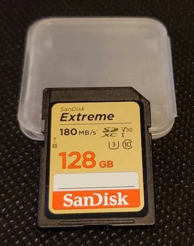 SanDisk Extreme 128GB