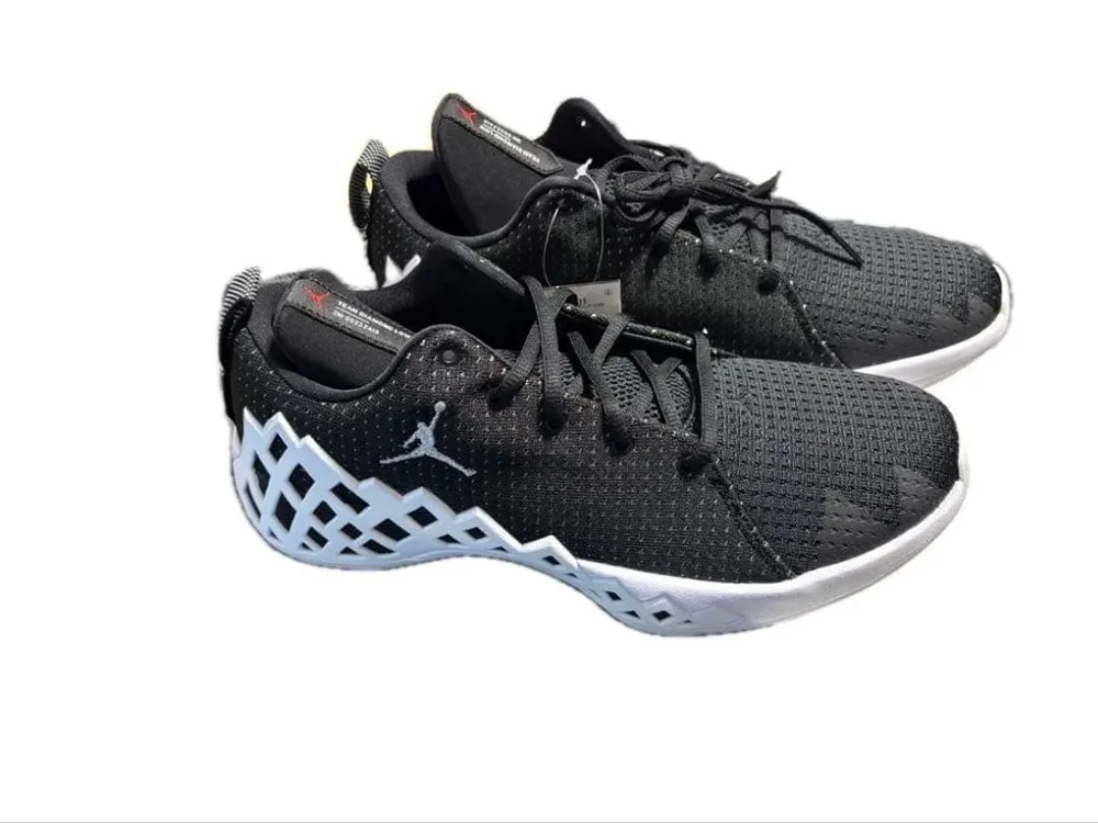 NIKE JORDAN JUMPMAN DIAMOND LOW 29cm
