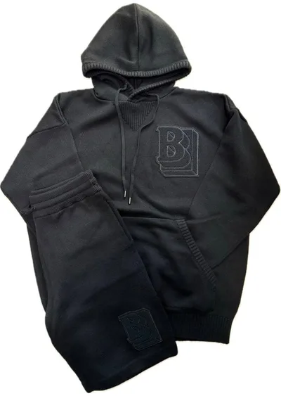 【試着のみ】Burberry ニット セットアップ ロゴワッペン